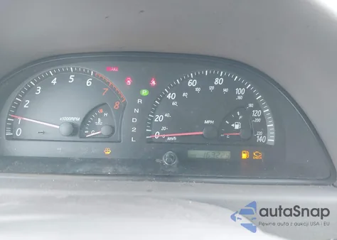 2002 Toyota Camry Le z USA, uszkodzony, nr VIN 4T1BE32K92U624428